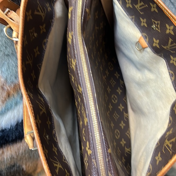 AUTHENTIC Louis Vuitton Rivoli briefcase Monogram, lock keys, luggage tag - Picture 12 of 17